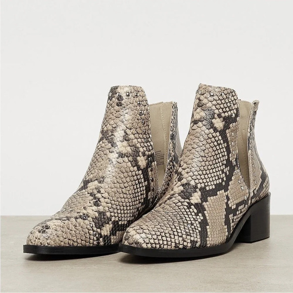 STEVE MADDEN Conspire Pointed Toe Studded Snakeskin Booties - Picture 1 of 10